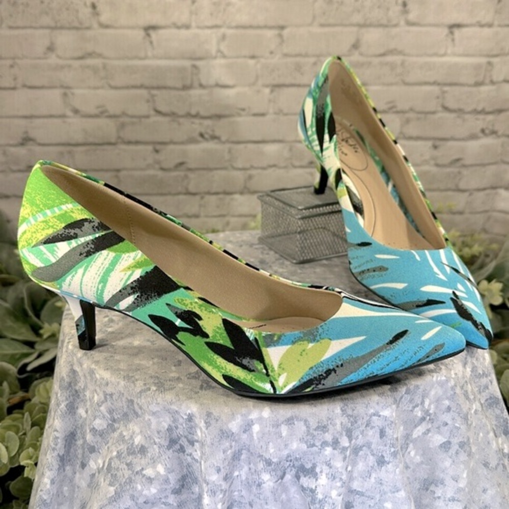 Lifestride Soft System “Pretty” Tropical Print Pointed Toe Low Heel WMS 7.5M✨EUC